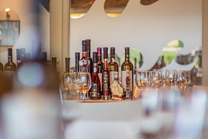 Santorini Wine Tour with sunset in Oia - Oia at golden hour: Sun Spirit Bar, then the reserved sunset spot