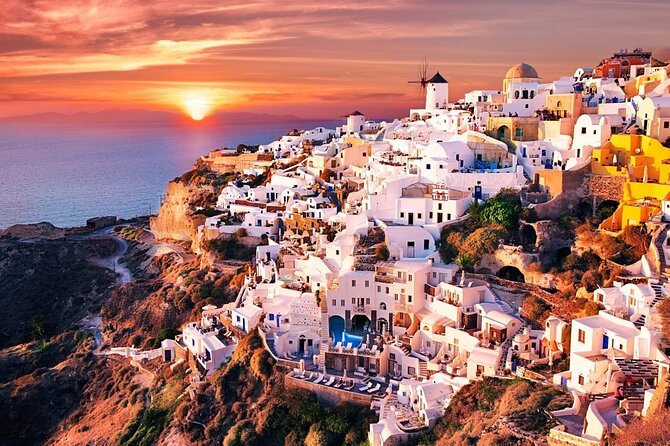 Santorini Winter Panorama - Oia in winter: 2 hours for sunset hopes and slow strolling