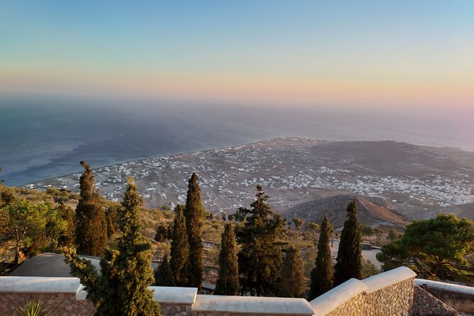 Santorini_All time Classic in Santorini - A 7-hour sampler of Santorini’s caldera, beaches, villages, and wine