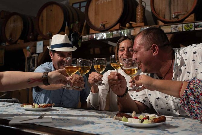 Santorini_Gastronomy gems Tour - Transportation, local assistant, and the included meal: the value angle
