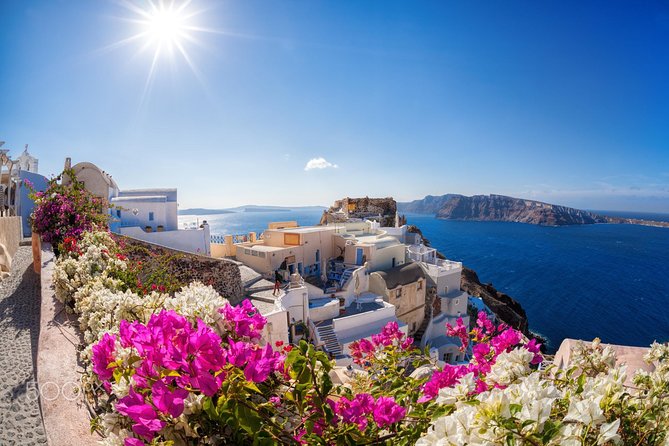 Santorini:The Famous Spots & Blue Domes -4 hours Private Tour - Why a private cliffside route beats random wandering in Santorini