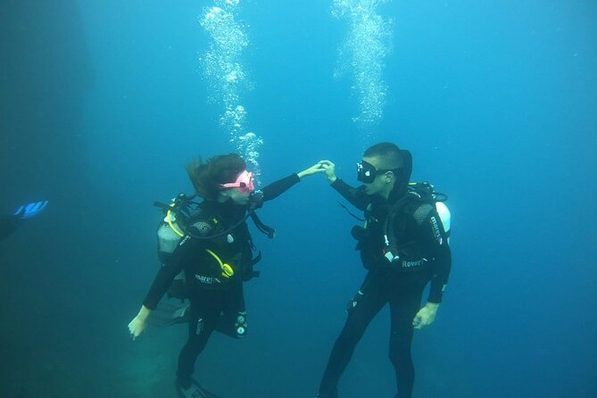 Scuba Diving Experience in Santorini - Who this scuba program fits best