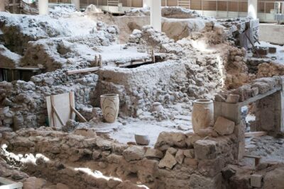 Small Group Santorini Discovery Tour with Lunch and Wine Tasting - Lost Atlantis Experience: eruption-era Akrotiri and the myth connection