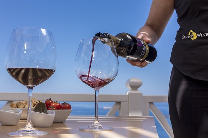 Small Group Santorini Discovery Tour with Lunch and Wine Tasting - Santo Wines sunset cocktail finish: how they end the day