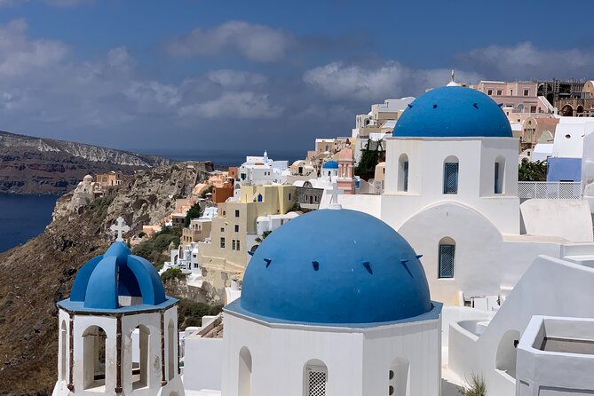Stress-Free Santorini Shore Excursion: Private Highlights Tour - Oia Main Street and Oia caldera views without the worst chaos