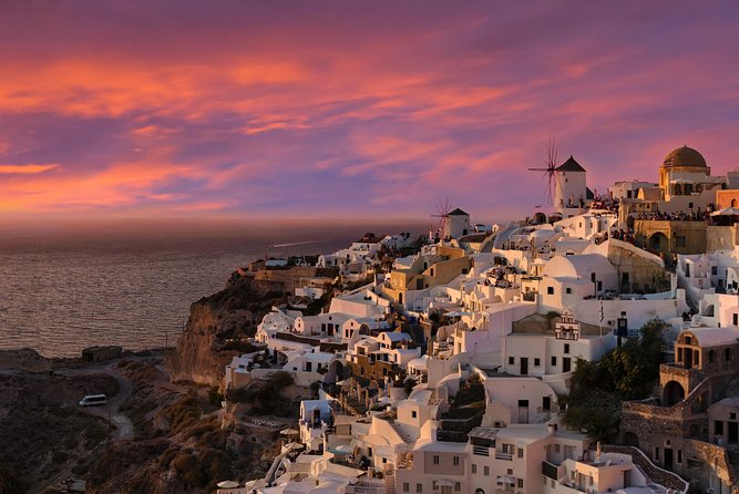 Sunset In Oia & Traditional Villages Bus Tour - Stop 3: Pyrgos Kallistis plus Skaros ruins and viewpoints