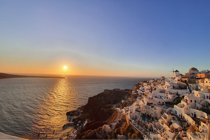 SUV Santorini Highlights Private Tour - Pyrgos hilltop views: 360-degree pictures from the monastery area