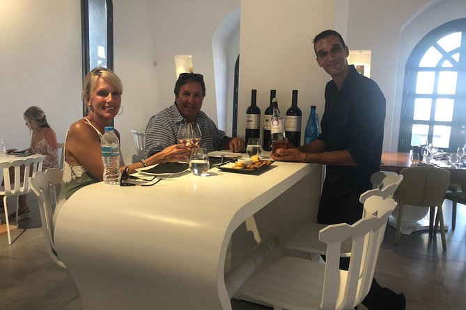 The Art of Wine - A Real taste of Santorini - Small group size and personal attention: where the good tours separate