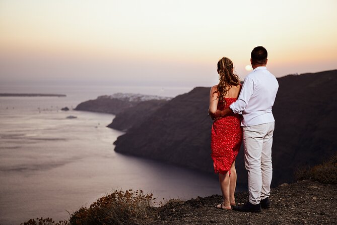 Timeless Memories: Your Exclusive Santorini Photo Session - Who this session suits best (and who might want to reconsider)