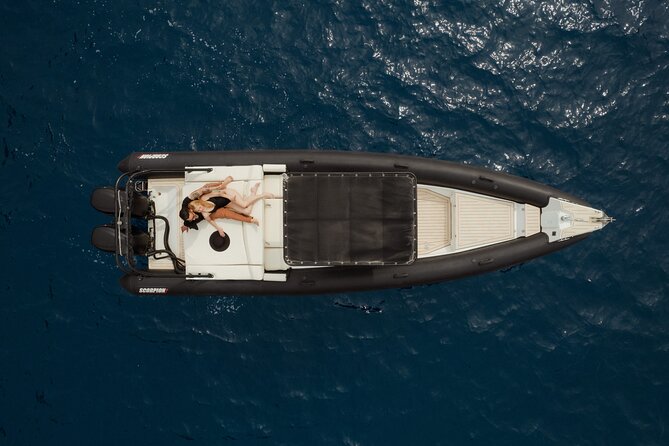 Unique Half-Day Private Motor Boat Cruise in Santorini - Why a private motor boat works so well in Santorini