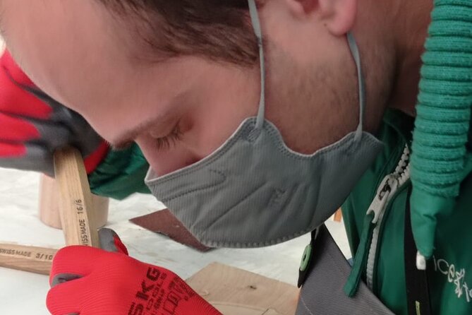 Woodcarving Workshop in Santorini - Tools and working clothes: you’re set up to actually start